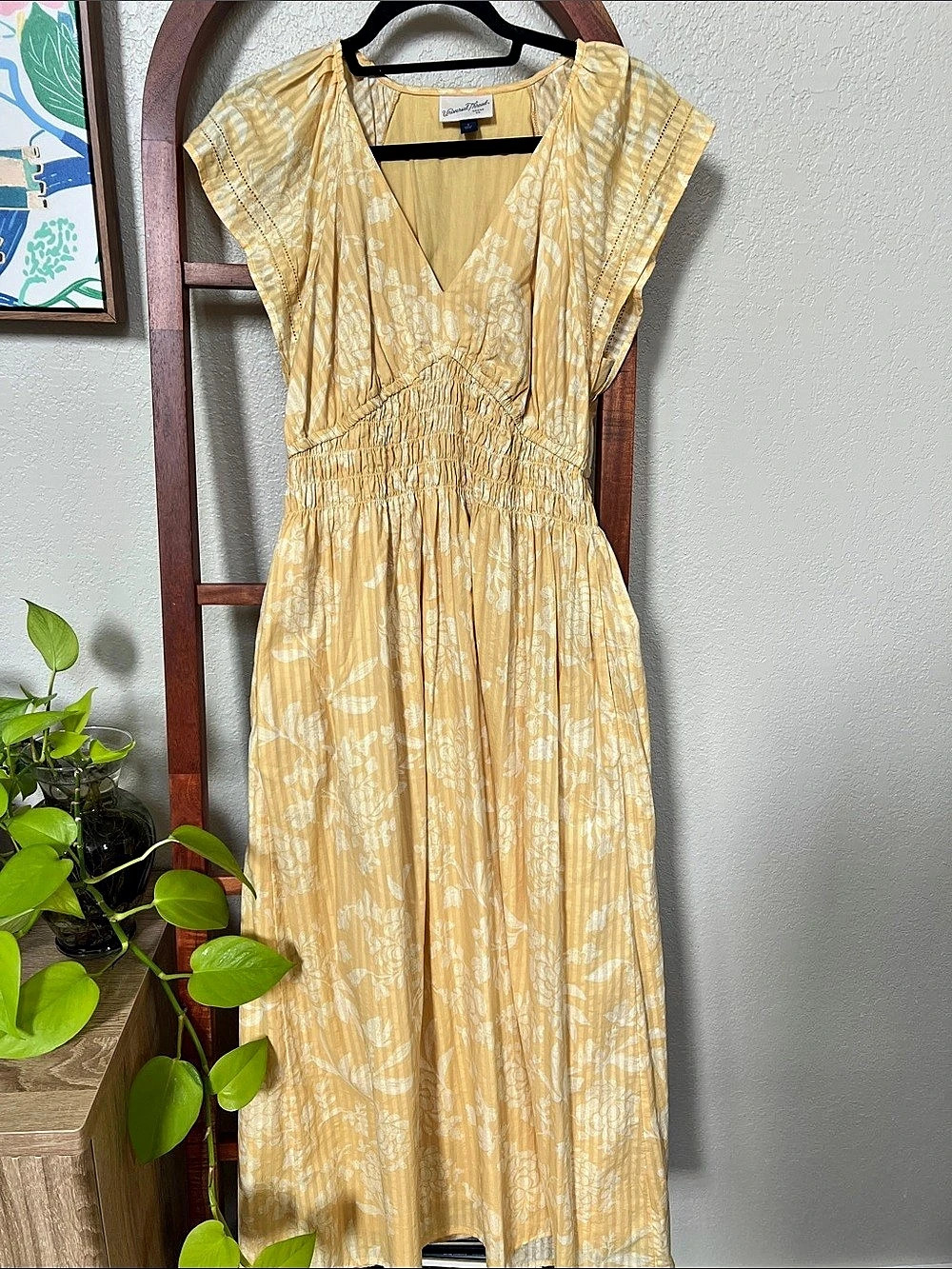 Universal Thread Short Sleeve Smocked Midi A-Line Dress Yellow & White Small